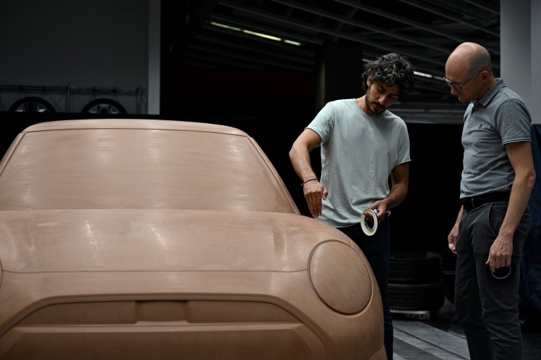 MINI Sustainability - sustainable design - enhanced proportions and aerodynamic contours