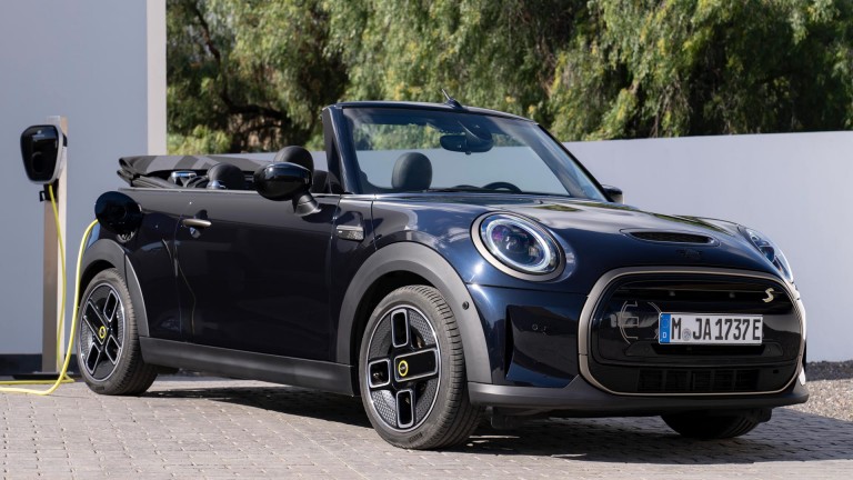 MINI Sustainability – MINI goes electric timeline – first all-electric MINI Convertible in 2023